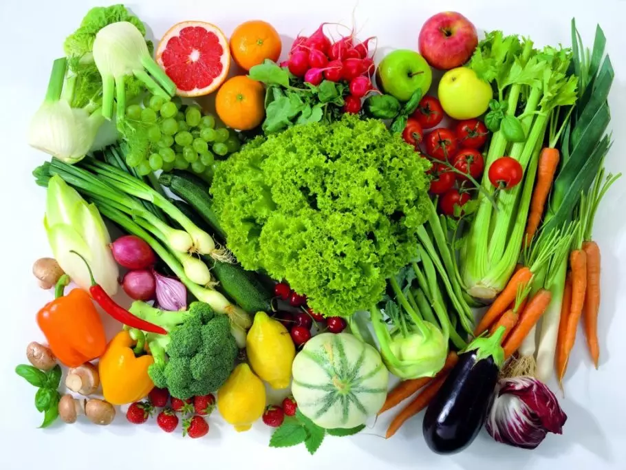 полезные фрукты и овощи