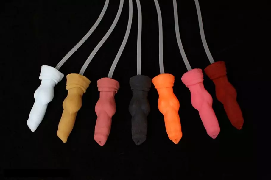 Фаллоимитатор с функцией впрыскивания