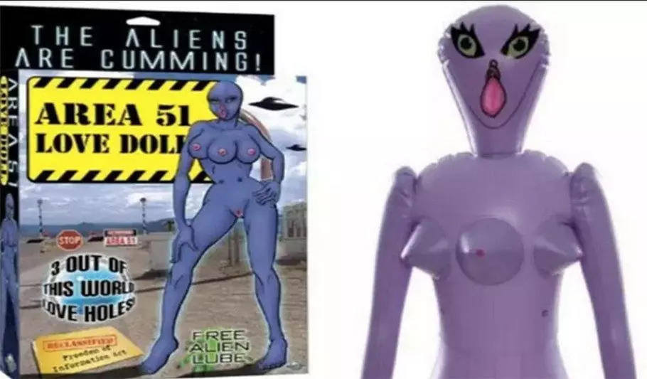 секс-кукла инопланетянка три груди