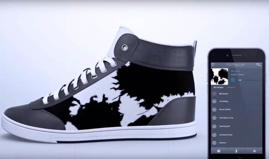 Смарт кроссовки, меняющие цвет на ходу