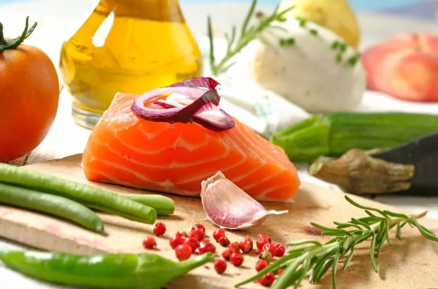 Есть масса рецептов, по которым готовят не только полезные, но и вкусные деликатесы